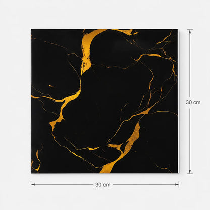 Panneau mural Obsidia 30 × 30 cm effet marbre noir avec veines dorées sur fond blanc